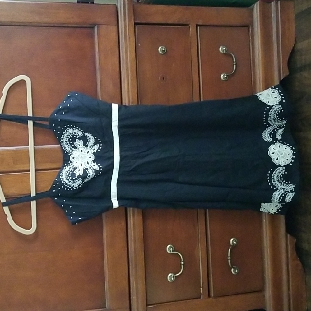 Anthropologie Moulinette Soeurs Atwitter Embroidered   Dress - Size 0